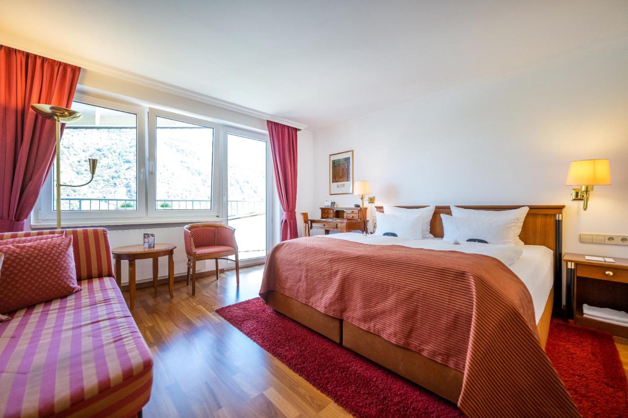 Moselromantik Hotel Kessler Meyer Cochem Exterior photo